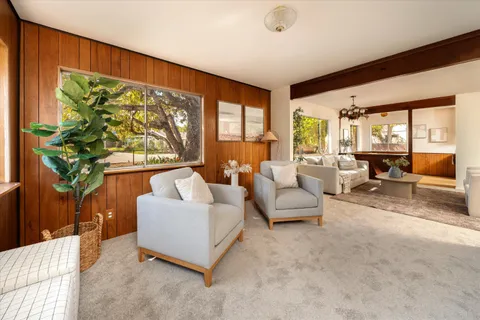 $2,195,000 | 5534 Calle Ocho, Carpinteria, CA 93013