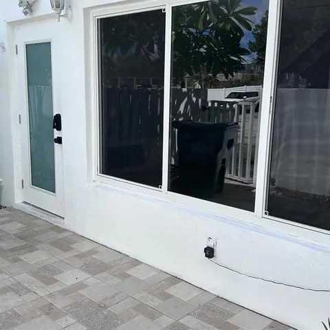 a view of entryway and hall