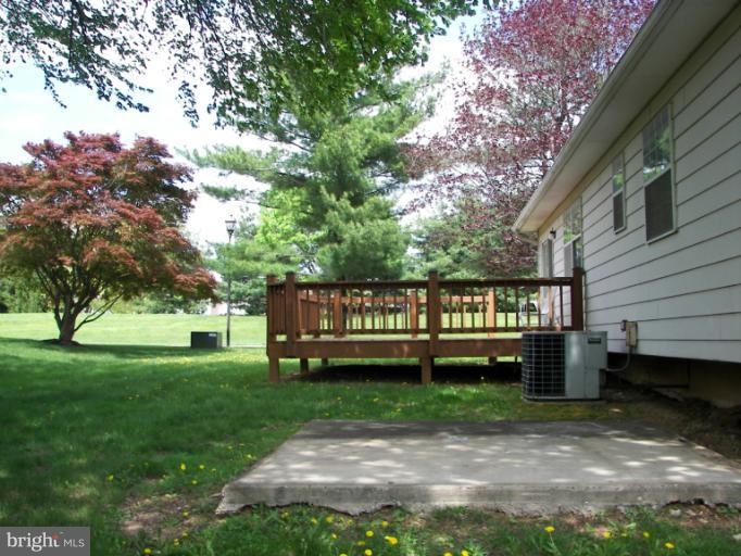 4022 Winlee Road Randallstown, MD 21133 - Photo 4 of 17 Exterior (Rear)