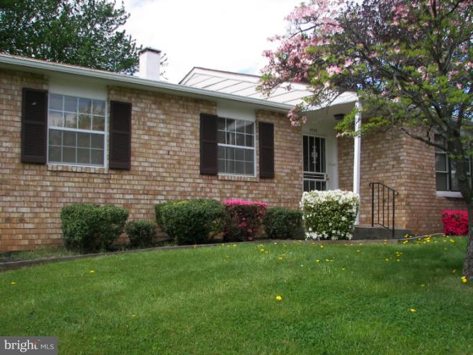 4022 Winlee Road Randallstown, MD 21133 - Photo 6 of 17 Exterior (Front)