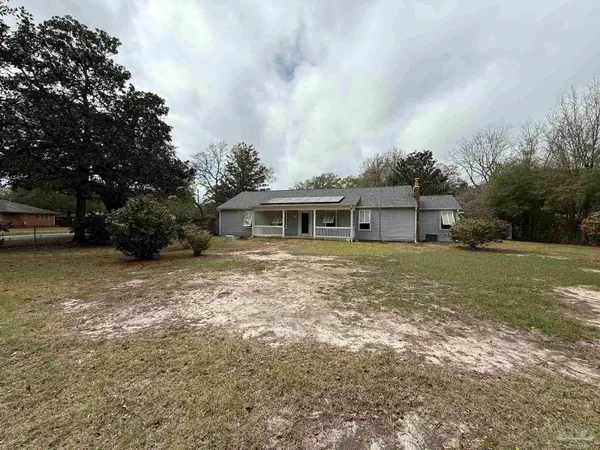 $2,550 | 3801 North 12th Avenue, Pensacola, FL 32503