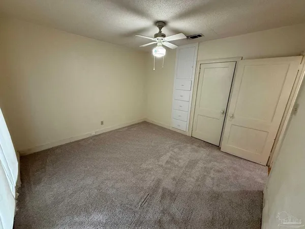 $2,550 | 3801 North 12th Avenue, Pensacola, FL 32503