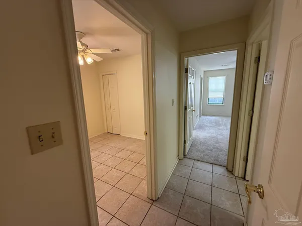 $2,550 | 3801 North 12th Avenue, Pensacola, FL 32503