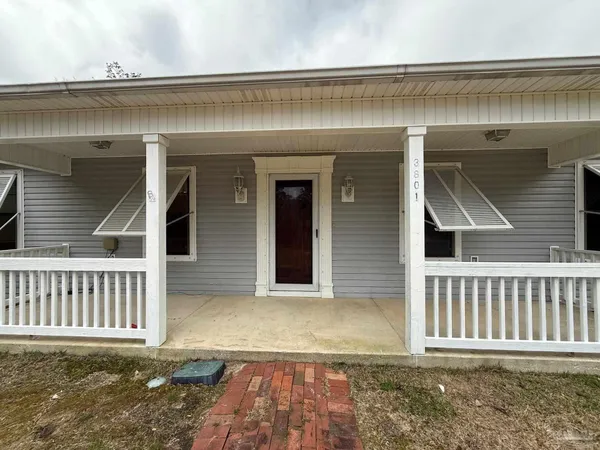 $2,550 | 3801 North 12th Avenue, Pensacola, FL 32503
