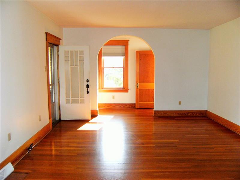 4155 Tuscarawas Road Beaver, PA 15009 - Photo 7 of 25 Living Room Looking Towards Entry
