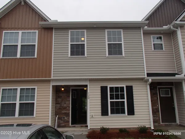 $1,325 | 120 Beacon Woods Drive, Holly Ridge, NC 28445