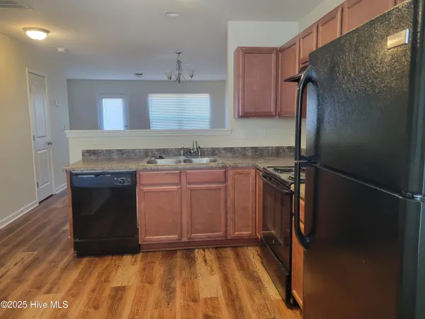 $1,325 | 120 Beacon Woods Drive, Holly Ridge, NC 28445