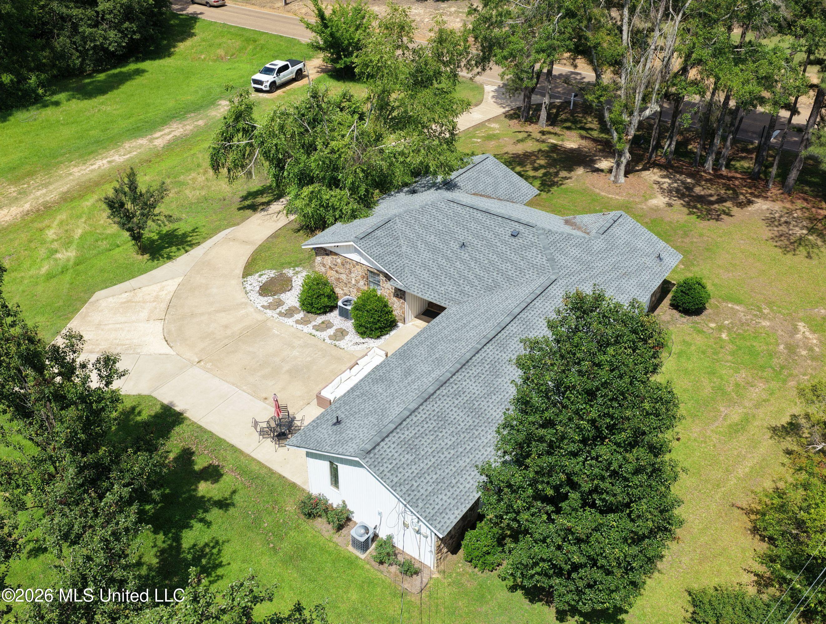 415 Woodland Road Batesville, MS 38606 - Photo 10 of 120 2rlawk1.5