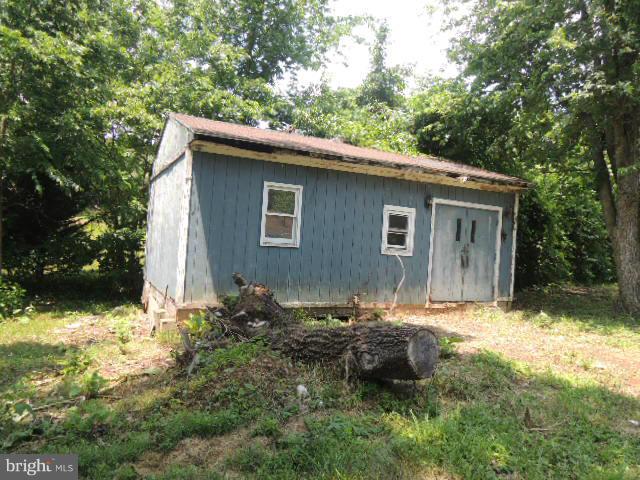 1669 Henshaw Road Inwood, WV 25428 - Photo 5 of 28 Exterior (General)