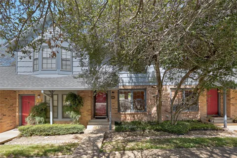 $214,900 | 1411 Gracy Farms Lane, Unit 52, Austin, TX 78758