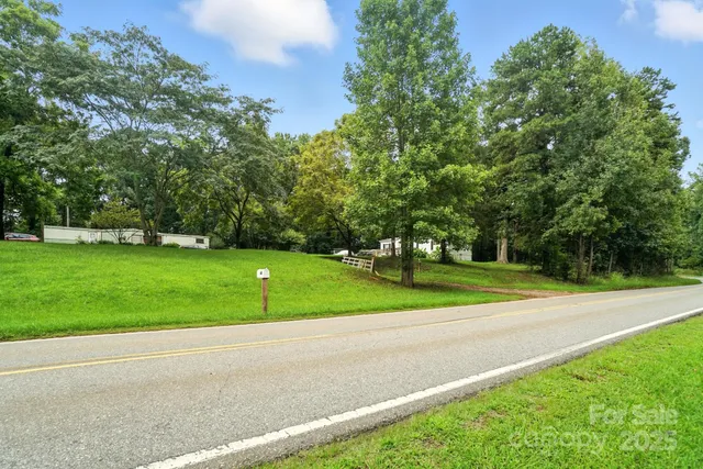 $285,000 | 450 Dixon School Road, Kings Mountain, NC 28086