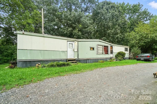 $285,000 | 450 Dixon School Road, Kings Mountain, NC 28086
