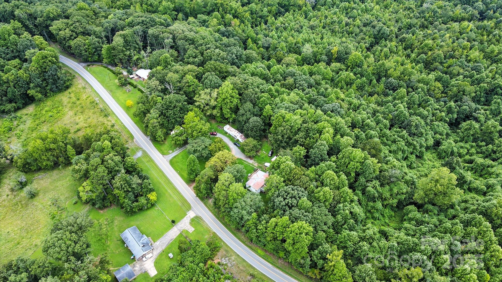 450 Dixon School Road Kings Mountain, NC 28086 - Photo 7 of 22 a view of a yard with plants