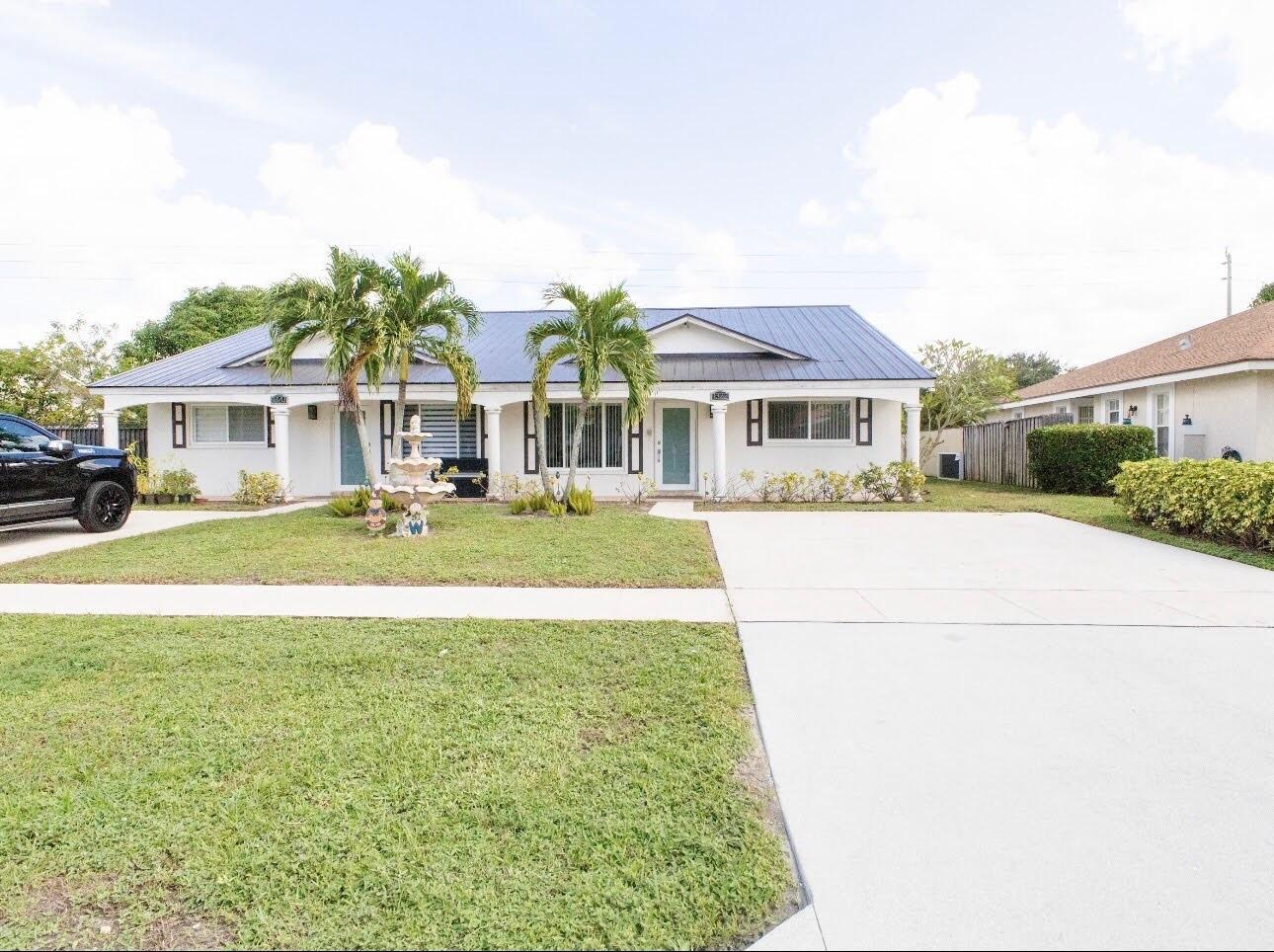 1320 Riverside Circle, Unit 1322 Wellington, FL 33414 - Photo 37 of 37 IMG_6840_Original