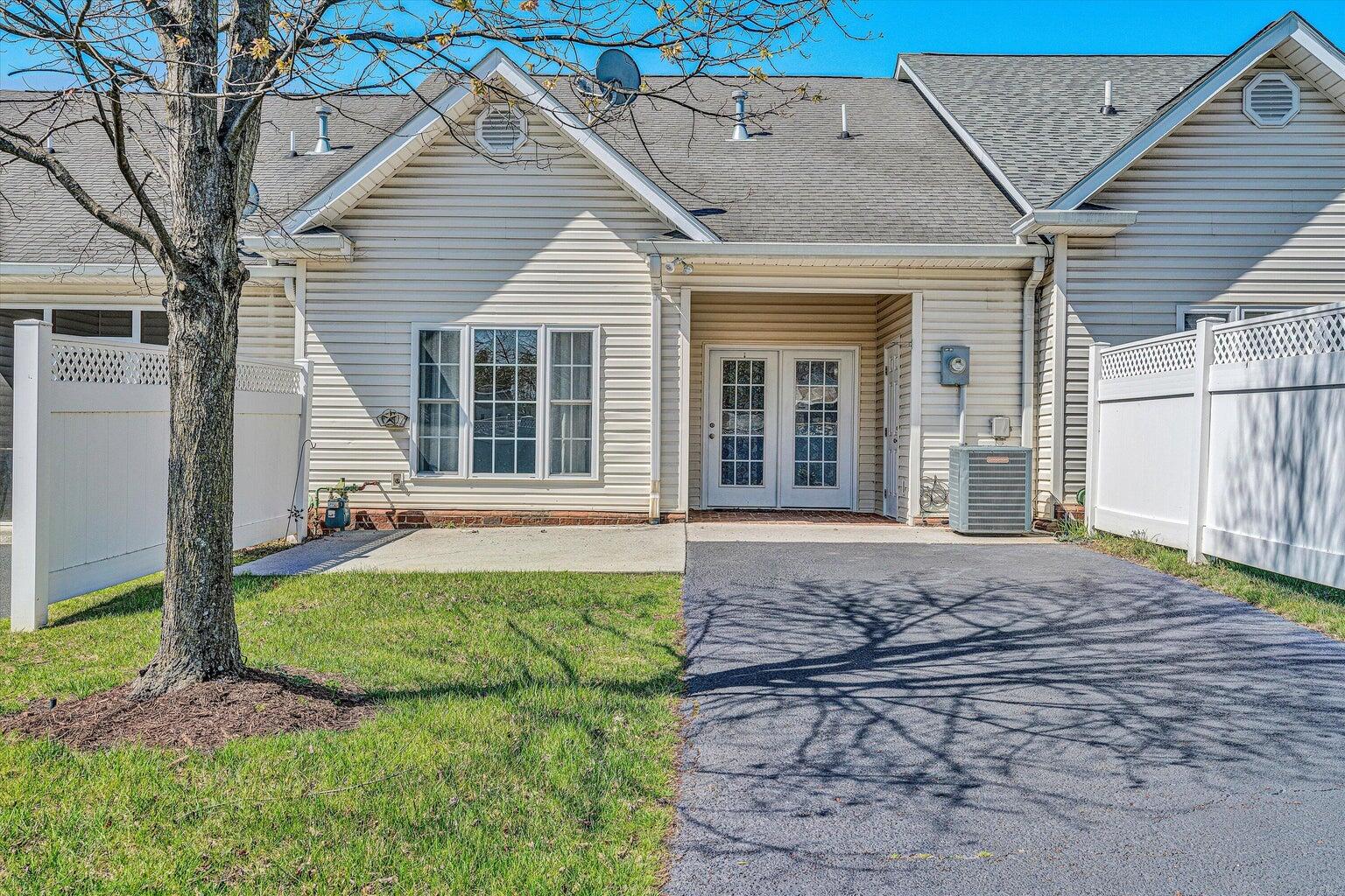 88 Maple Street Salem, VA 24153 - Photo 24 of 25 a view of a house with backyard