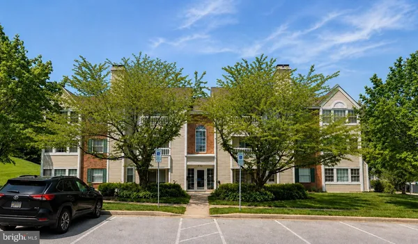 $215,000 | 2 Marsham Court, Unit 2, Reisterstown, MD 21136