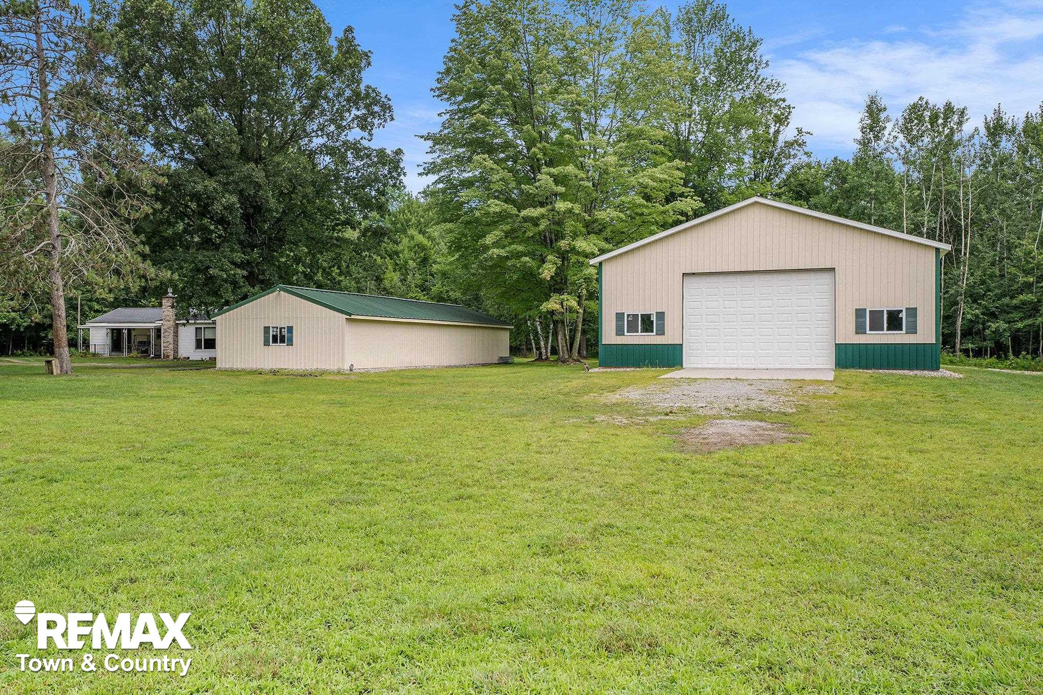 5287 Lewis Road Beaverton, MI 48612 - Photo 24 of 36 50118173-23.JPG