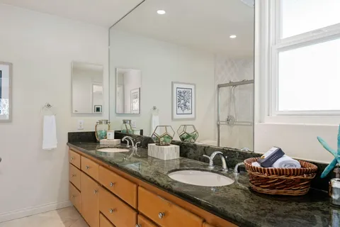 $945,000 | 1701 Anacapa Street, Unit 20, Santa Barbara, CA 93101