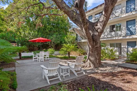 $945,000 | 1701 Anacapa Street, Unit 20, Santa Barbara, CA 93101