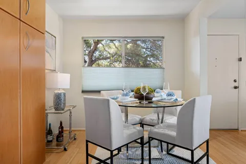 $945,000 | 1701 Anacapa Street, Unit 20, Santa Barbara, CA 93101