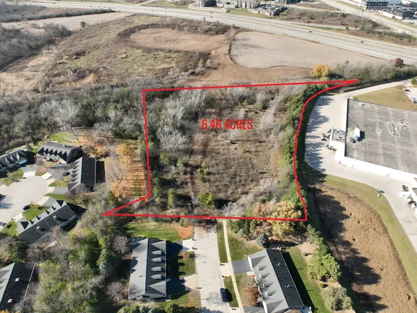 $725,000 | Lt7 West Terrace Drive, Franklin, WI 53132