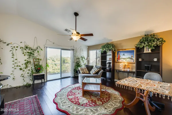 $3,500 | 2022 East Wahalla Lane, Phoenix, AZ 85024