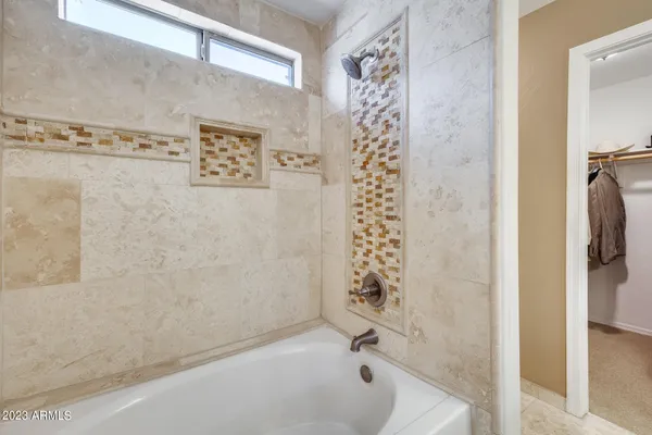 $3,500 | 2022 East Wahalla Lane, Phoenix, AZ 85024