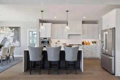$1,265,000 | 4690 Garland Lane North, Plymouth, MN 55446
