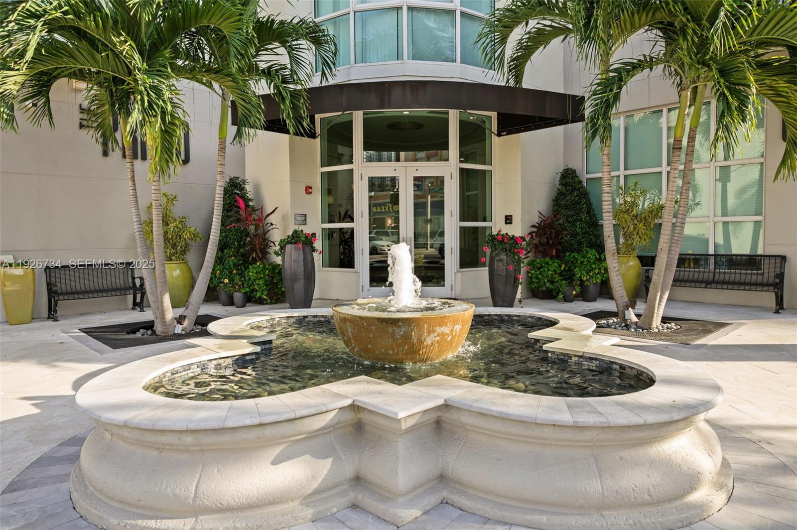 600 South Dixie Highway, Unit 237 West Palm Beach, FL 33401 - Photo 29 of 46 a view of a house with fountain bath tub and entertaining space