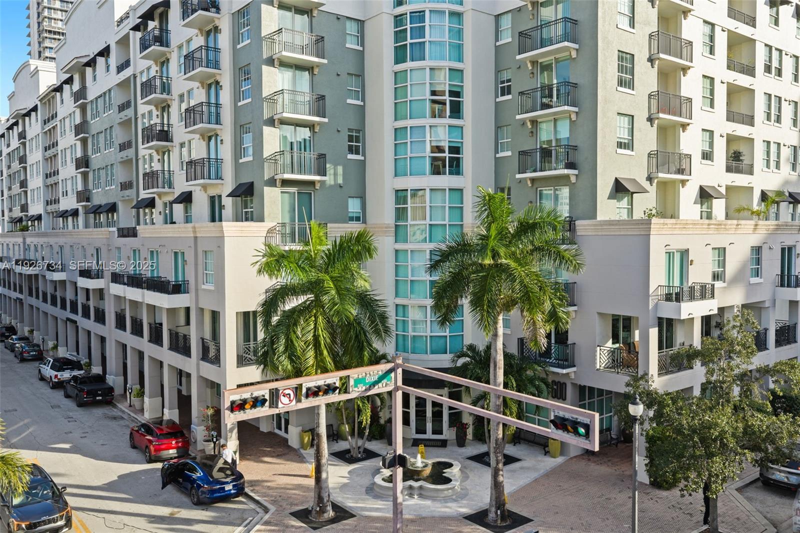 600 South Dixie Highway, Unit 237 West Palm Beach, FL 33401 - Photo 34 of 46 a view of building with yard and staircase