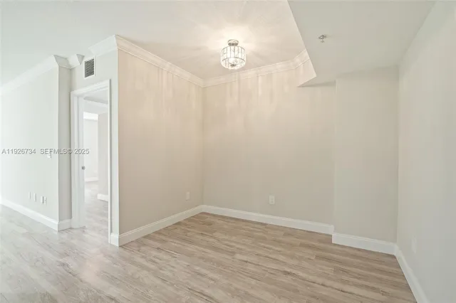 $560,000 | 600 South Dixie Highway, Unit 237, West Palm Beach, FL 33401