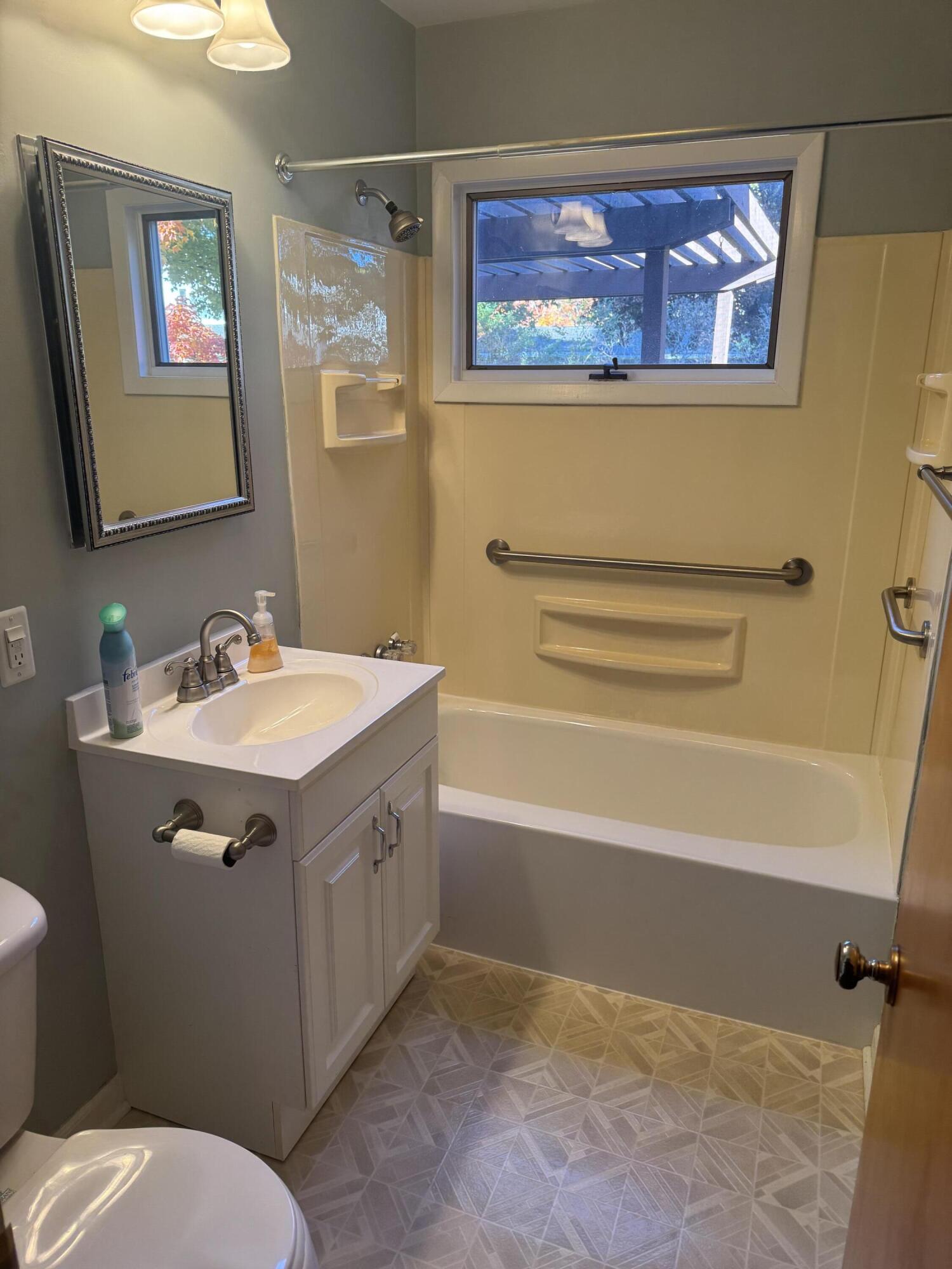 116 Pinecrest Road Whitehall, MI 49461 - Photo 12 of 24 IMG_7837