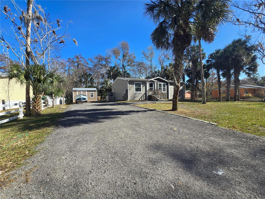 56290 Cherry Tree Road Astor, FL 32102 - Photo 15 of 27