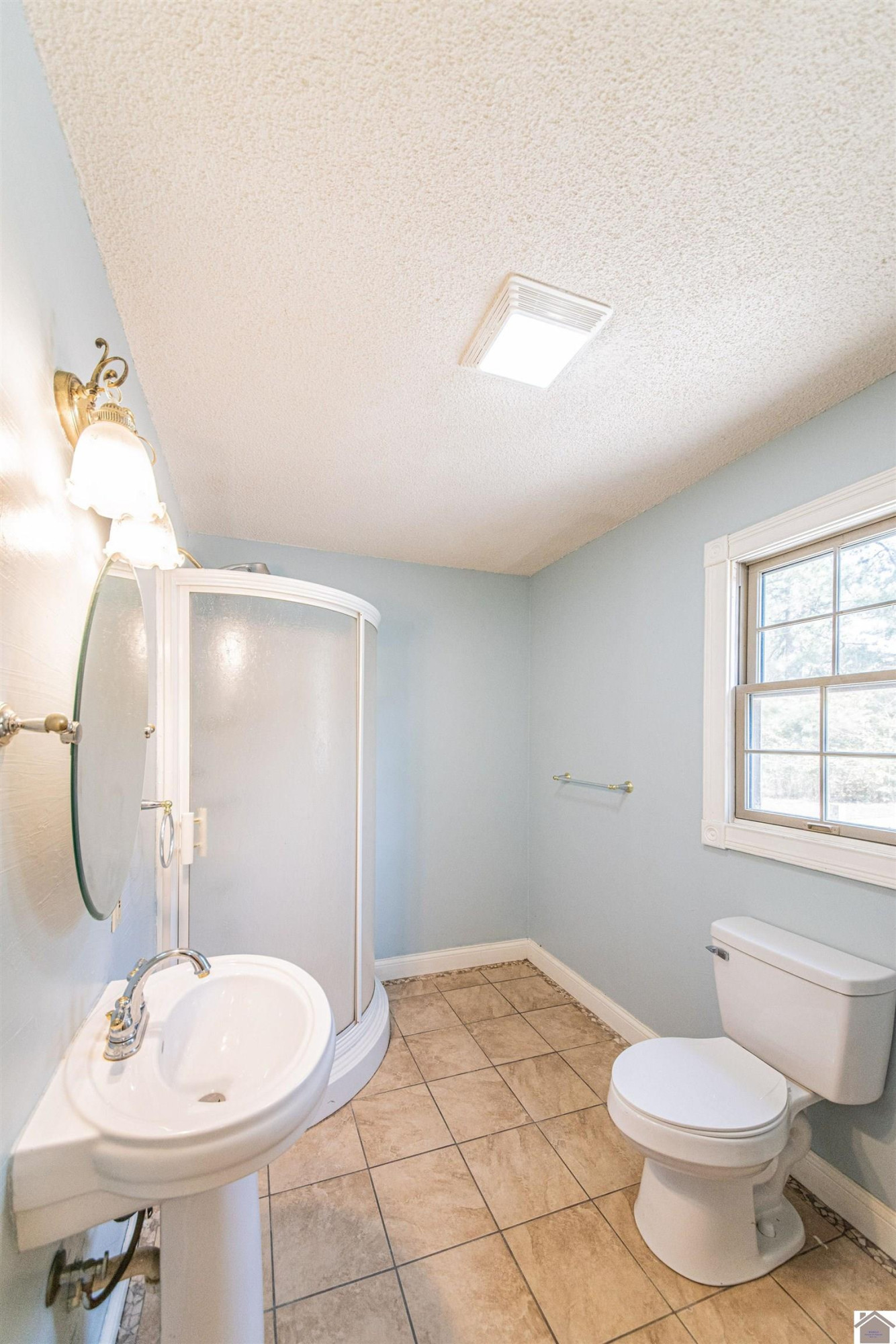 9618 Scale Road Benton, KY 42025 - Photo 29 of 35 Downstairs bathroom