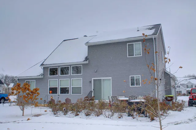 $384,875 | 4126 Mckenna Drive, Adrian, MI 49221