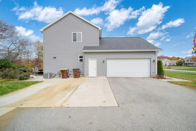 $384,875 | 4126 Mckenna Drive, Adrian, MI 49221