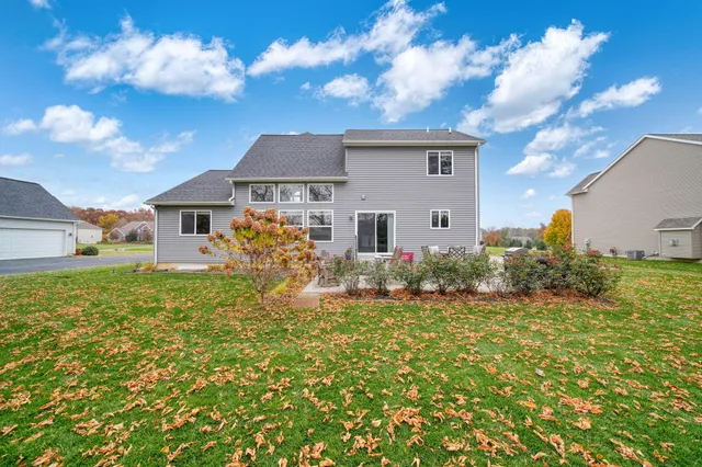 $384,875 | 4126 Mckenna Drive, Adrian, MI 49221