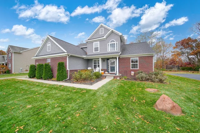 $384,875 | 4126 Mckenna Drive, Adrian, MI 49221