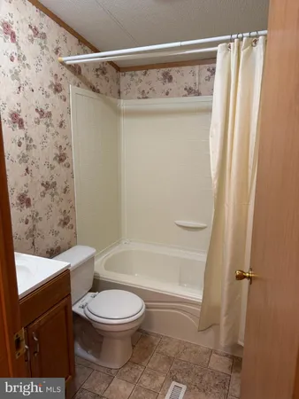 $75,000 | 275 Rupert Circle, Brooklyn, MD 21225