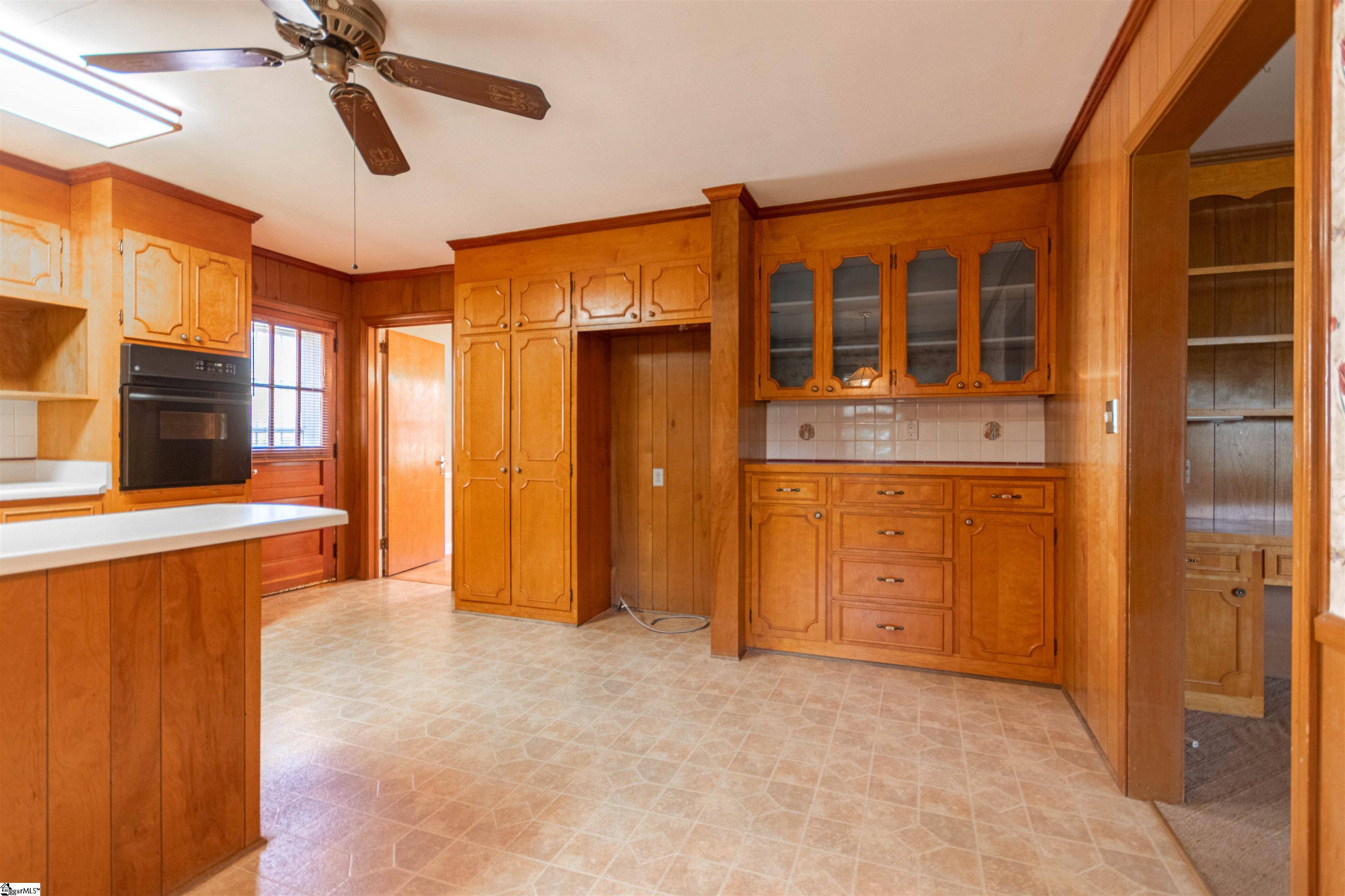 220 Buckingham Road Greenville, SC 29607 - Photo 11 of 28