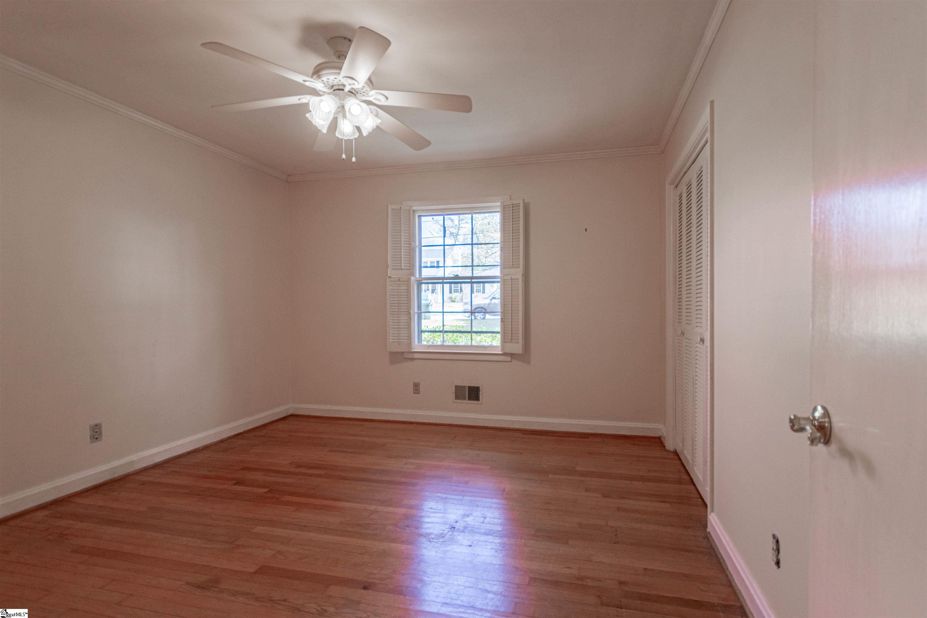 220 Buckingham Road Greenville, SC 29607 - Photo 18 of 28