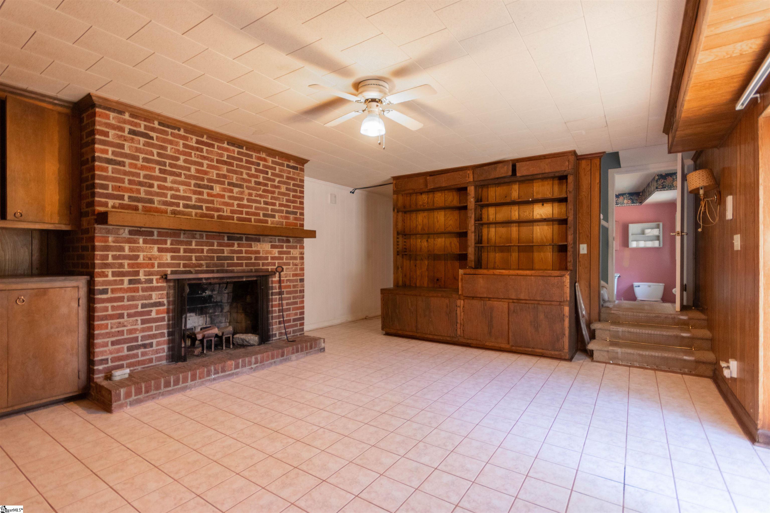 220 Buckingham Road Greenville, SC 29607 - Photo 23 of 28