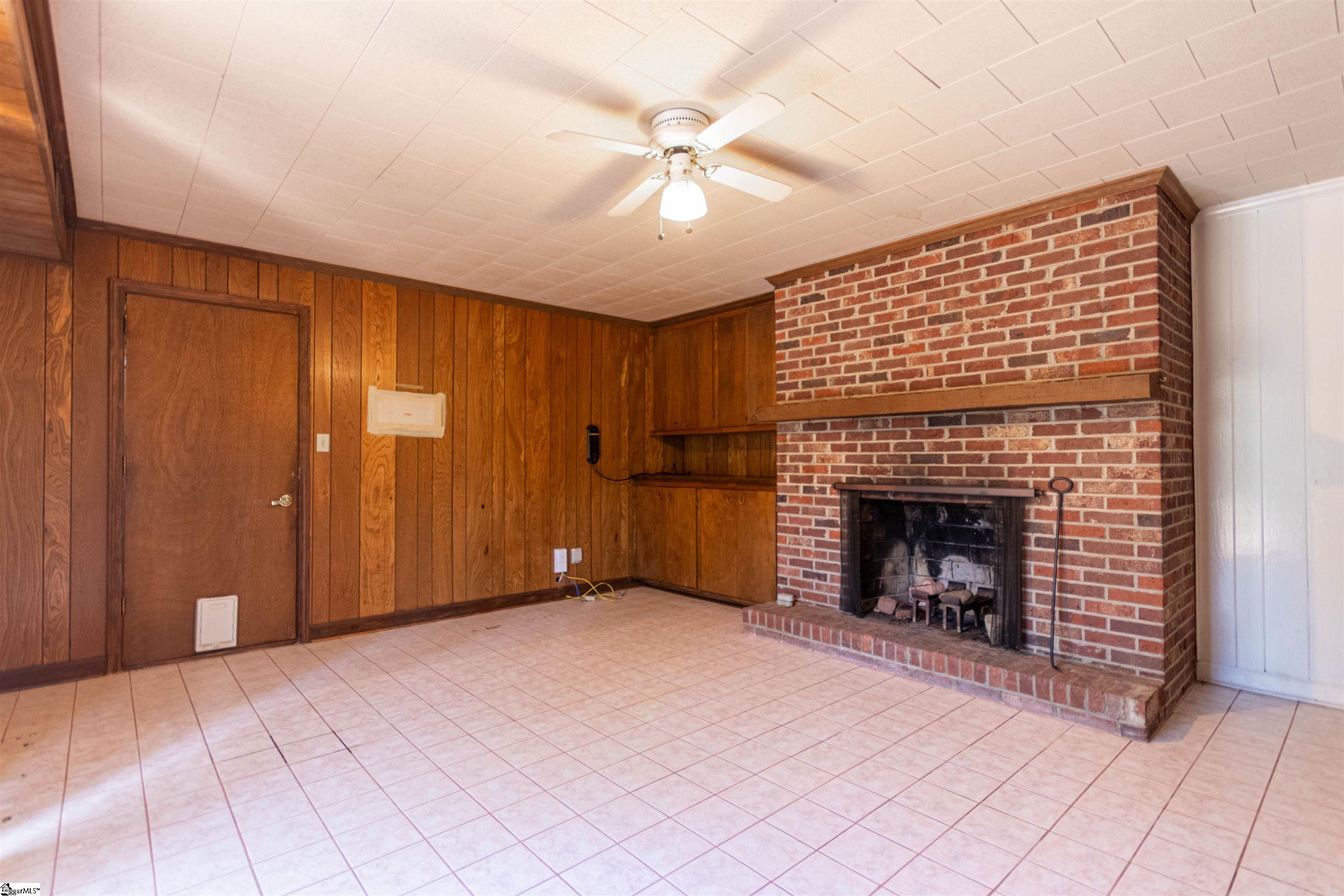 220 Buckingham Road Greenville, SC 29607 - Photo 24 of 28