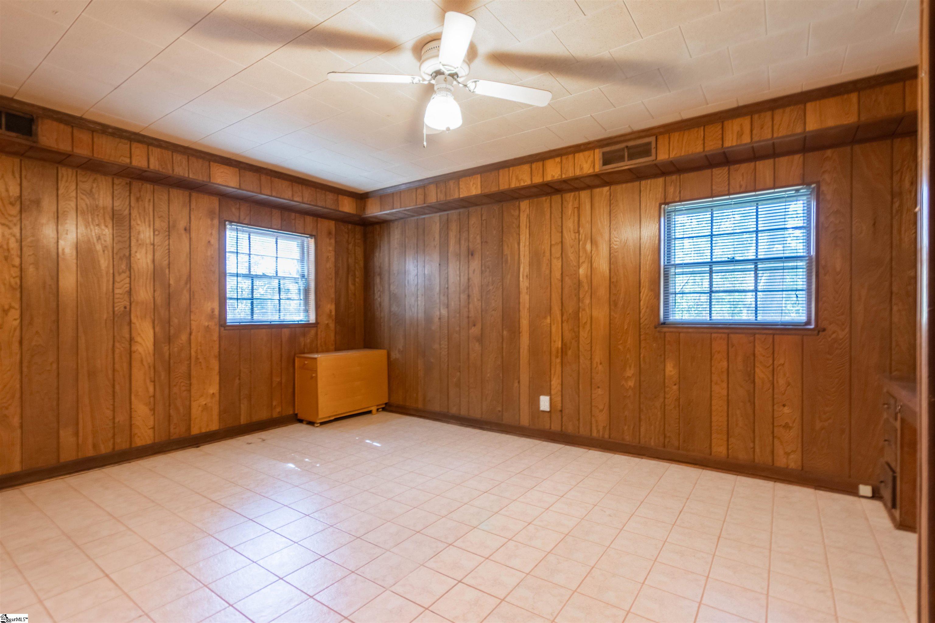 220 Buckingham Road Greenville, SC 29607 - Photo 25 of 28