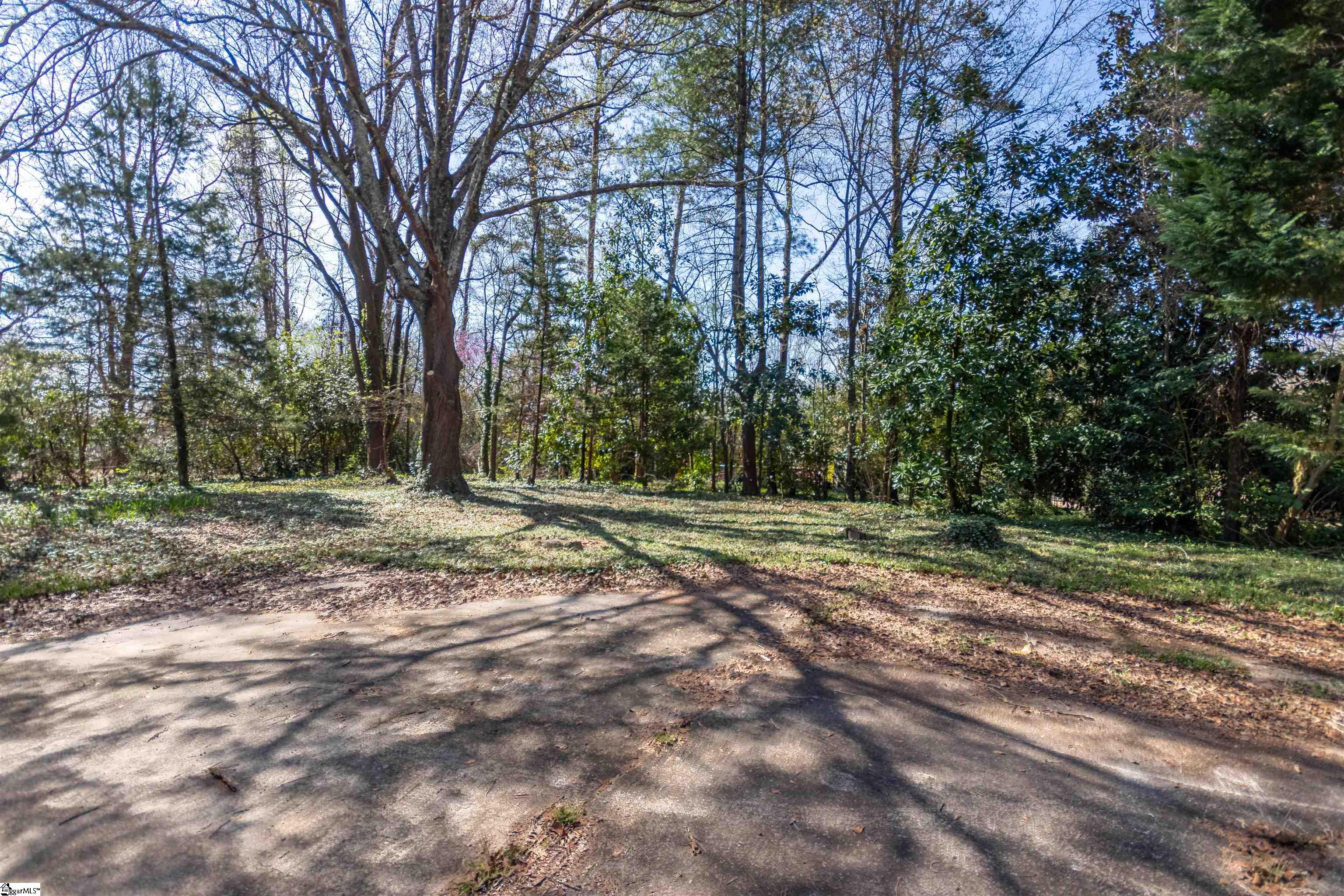 220 Buckingham Road Greenville, SC 29607 - Photo 28 of 28