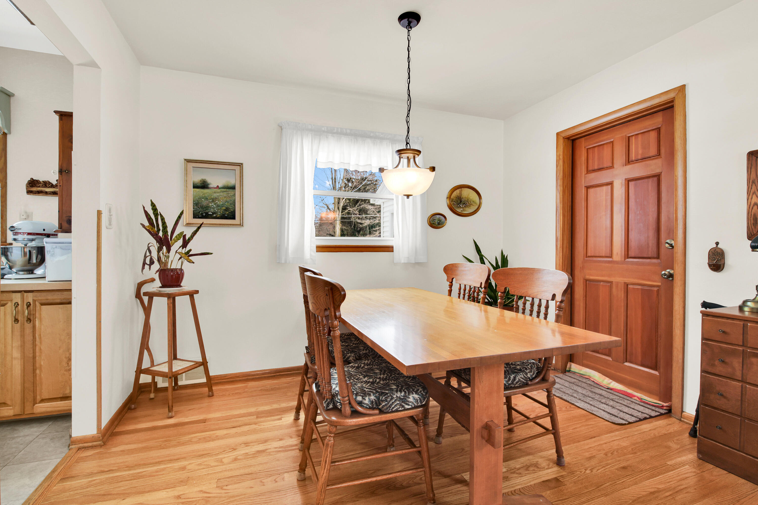 W150S6441 Spring Lane Muskego, WI 53150 - Photo 4 of 24 Entrance to attached garage