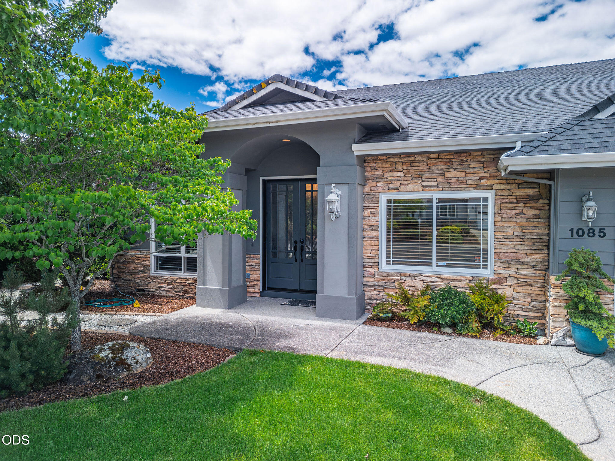 1085 Oak Grove Court Eagle Point, OR 97524 - Photo 63 of 70