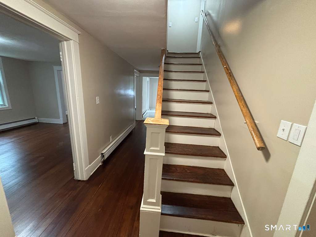 7 Seminary Road Simsbury, CT 06070 - Photo 13 of 19
