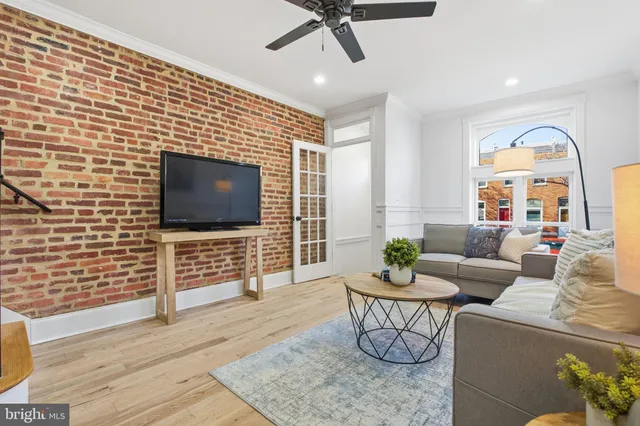 $565,000 | 627 South Lakewood Avenue, Baltimore, MD 21224