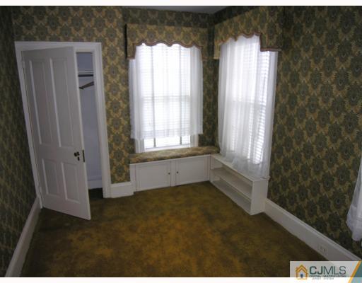 23 Pennington Road New Brunswick, NJ 08901 - Photo 8 of 10